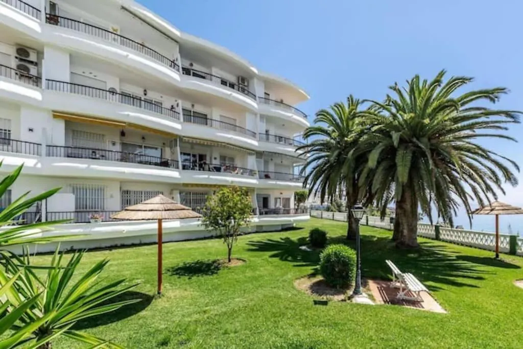 Beautiful Apartment In Acapulco Playa, 네르하 스페인